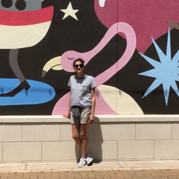 Meet your Posher, Sierra - Picture 6 of 13